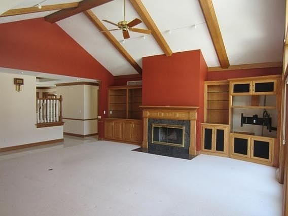 3rd image of 6056 Old Farm Ln