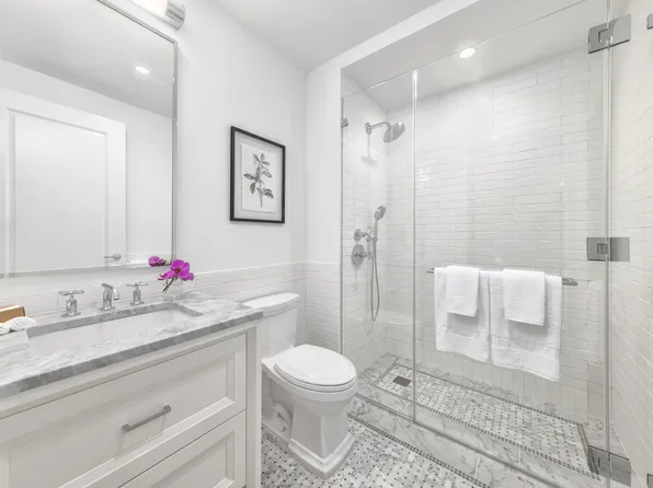 100 Claremont Avenue image 5 of 18