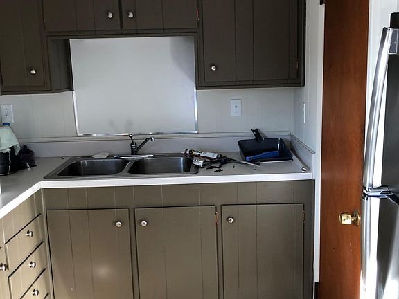 5th image of 2702 Baltic Ave #2F