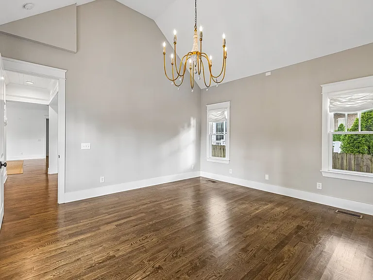124B Lincoln Ct — Photo 30