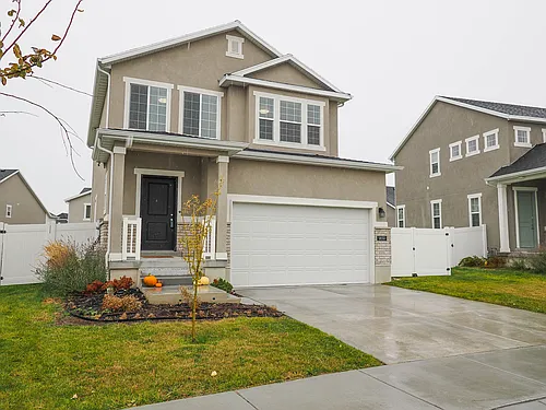 5830 N Goldfinch Ln Photo 1