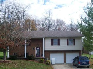 414 Canyon Pkwy, Connersville, IN 47331