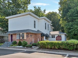 212 N Main St, Gloversville, NY 12078