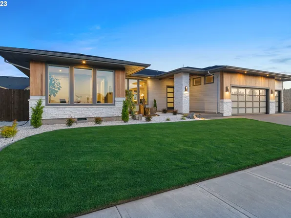 12104 NW 20th Ave, Vancouver, WA 98685