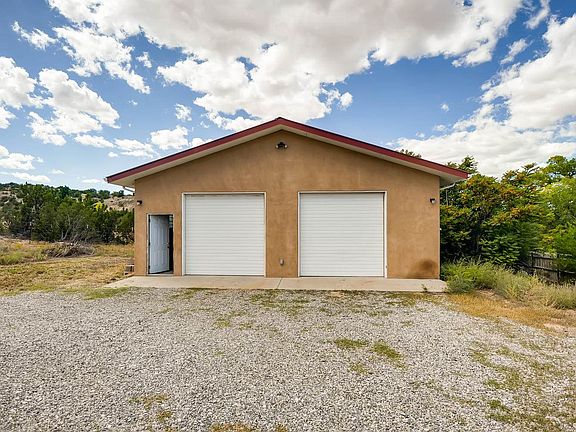 3rd image of 8 Avelina Ln