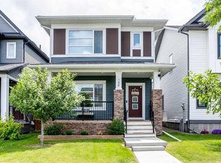 136 E Highview Gate SE, Airdrie, AB T4A 3L6
