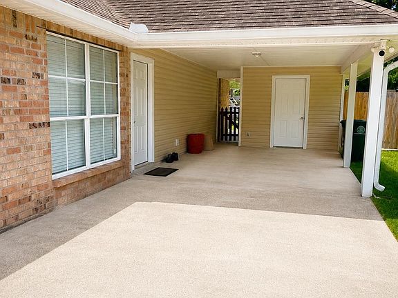 3rd image of 11071 Downey Dr