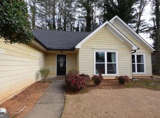 824 Whitehaven Ln, Lawrenceville, GA