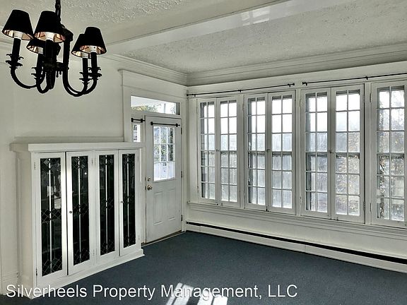 4th image of 205 Scammel St APT 2