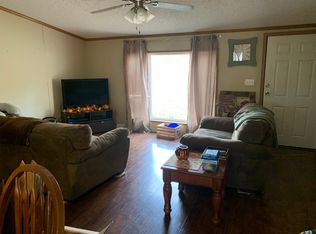 5040 Farrell Rd, Gerald, MO 63037