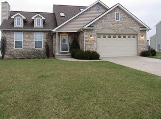 171 Almahurst Rd, Pataskala, OH 43062