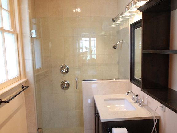 2nd image of 3628 Dumaine St #F