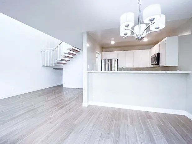 1 bed, 1.5 bath, 775 sqft, $3,095 — Photo 3