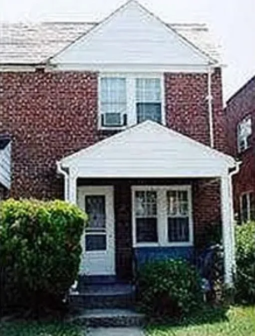 5617 Ready Ave