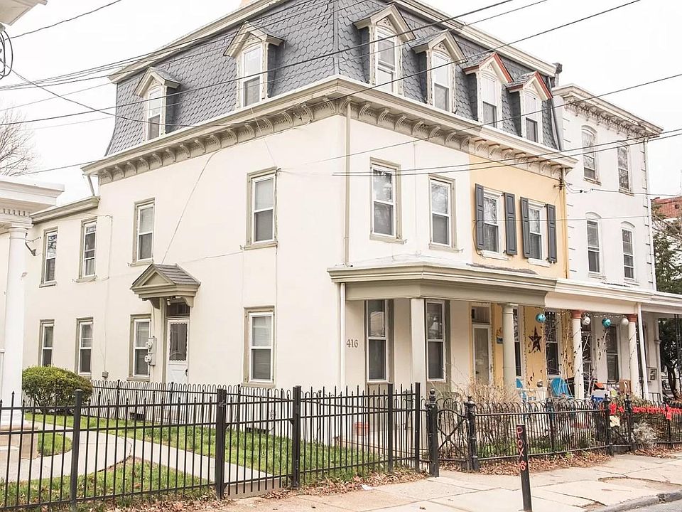 1st image of 416 Green Ln #1