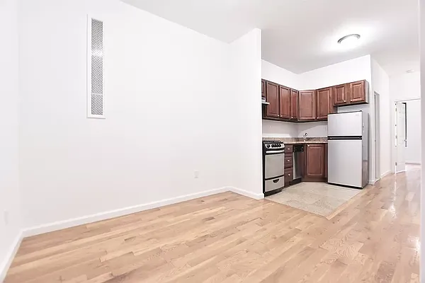 Rented by Compass | media 2