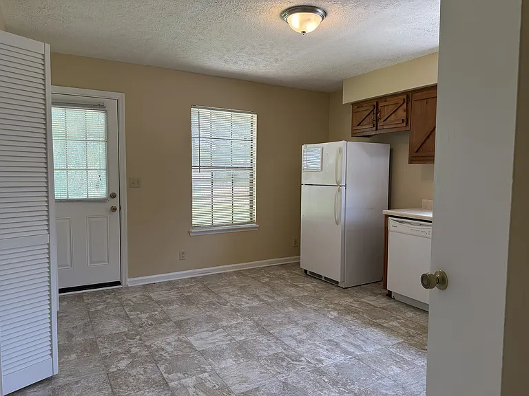 Dine-in Kitchen