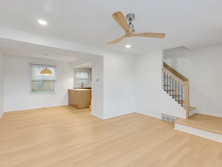 620 Hough St #A — Photo 5