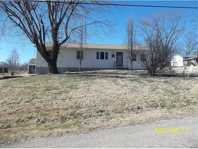 2171 Front St photo 1
