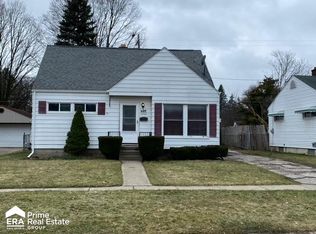 3702 Comanche Ave, Flint, MI 48507