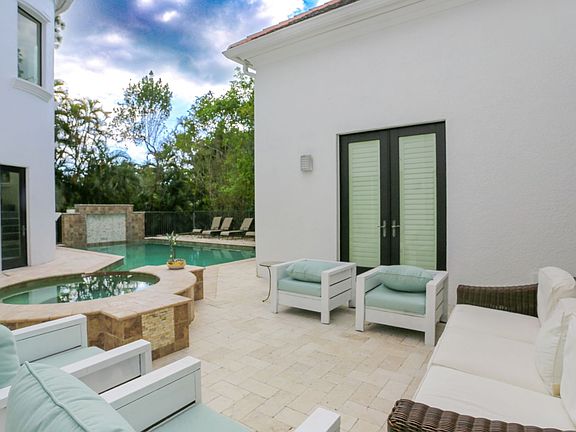 5th image of 1412 Hemingway Pl