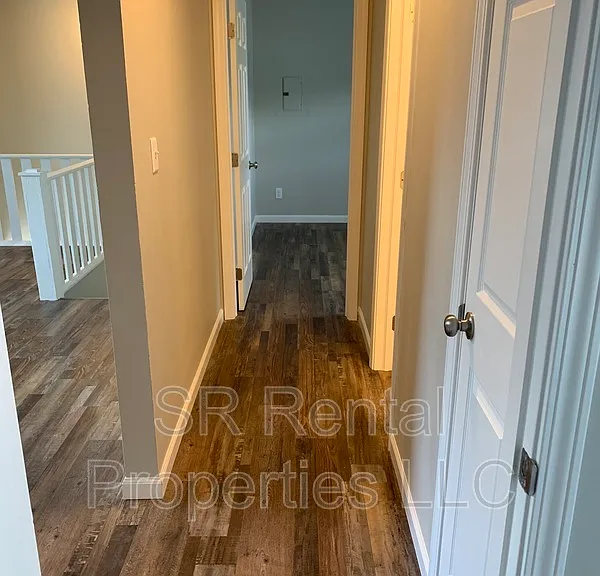 223 Maxwell St #B — Photo 5