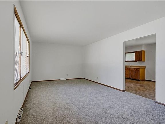 2nd image of 4103 E 107th St