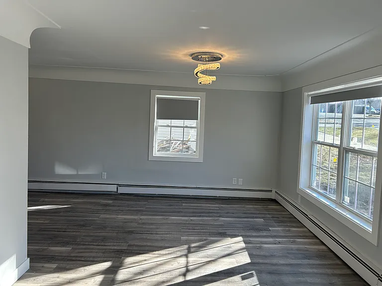 310 N Warren Ave — Photo 7