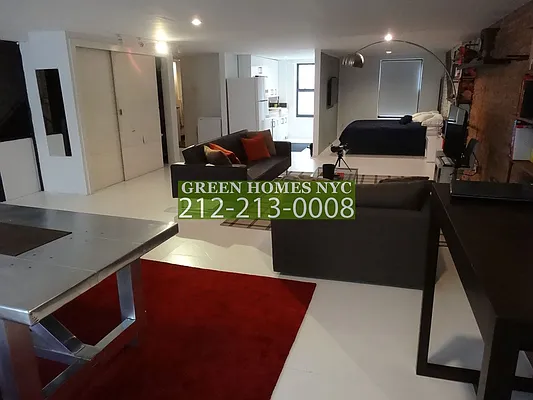 Rented by Green Home NY Realty LLC | media 13