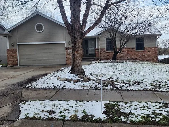 8231 Clay St, Omaha, NE 68122