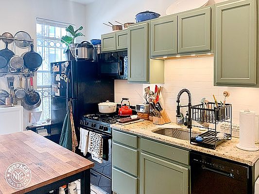 3rd image of 363 Stockholm St #4U