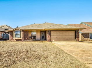 752 Okie Ridge Rd, Yukon, OK 73099