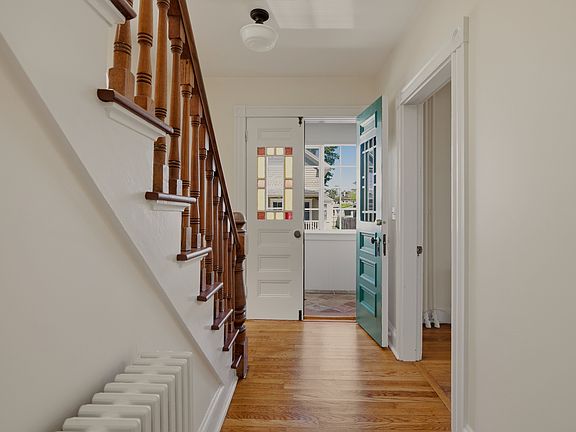 3rd image of 15 Hammond St