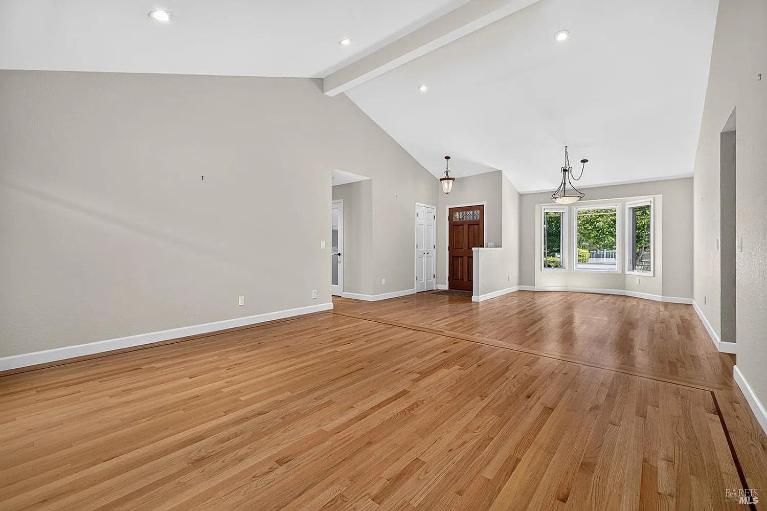 4795 Hillsboro Circle - Photo 12
