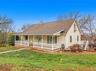 1402 Gutenberg St, Hermann, MO 65041