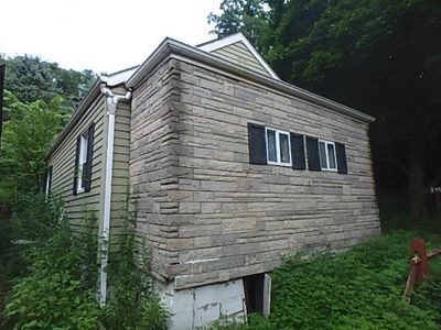 146 Quarry St, East Pittsburgh, PA, 15112