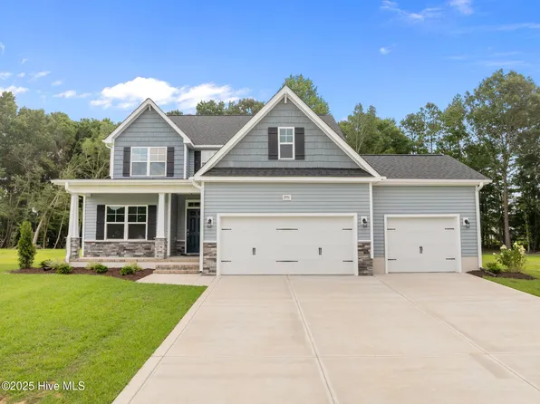 2931 Tucker Hill Drive, Grimesland, NC 27837