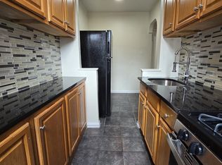 43-31 Ithaca St #202, Elmhurst, NY 11373