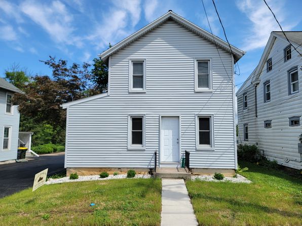 271 W Main St