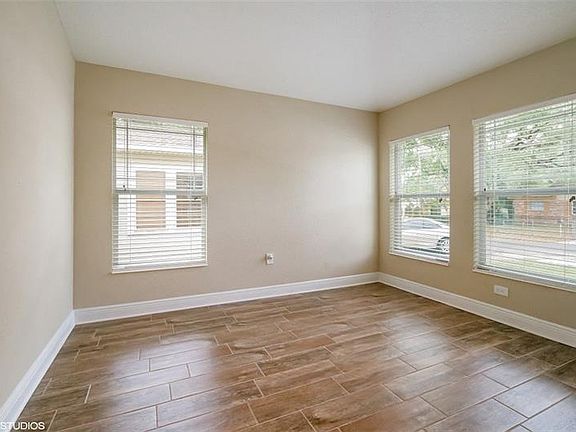 5th image of 7219 N Highland Ave