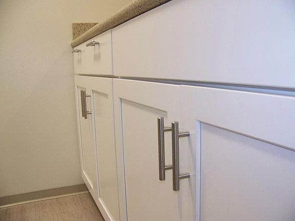 4th image of 3222 Glendora Dr #9