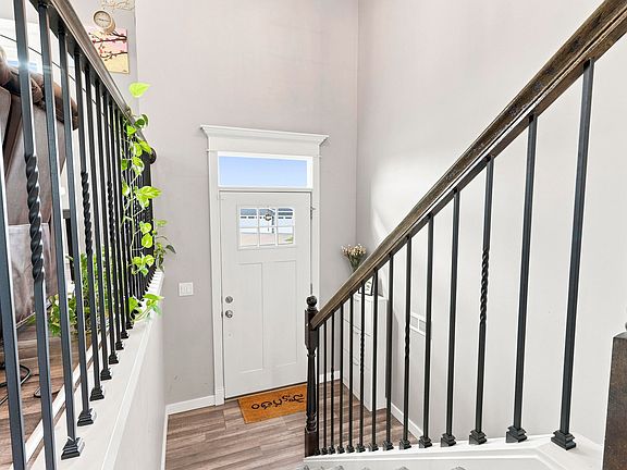 4th image of 8867 Regina Ln