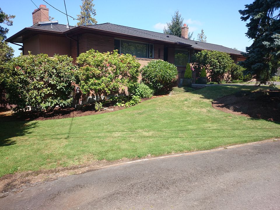2nd image of 9309 California Dr SW
