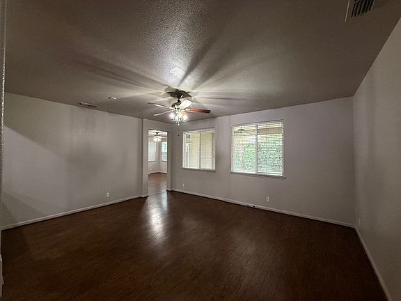 4th image of 774 Serena Ave
