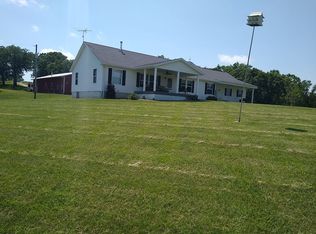 8615 Campbell Rd, Russellville, MO 65074