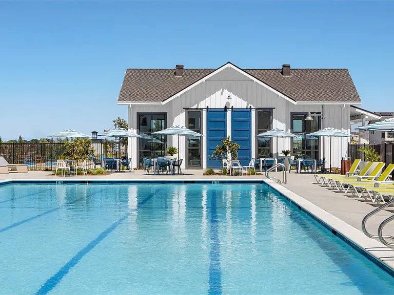 3937 Sunset Harbor Ave — Photo 10