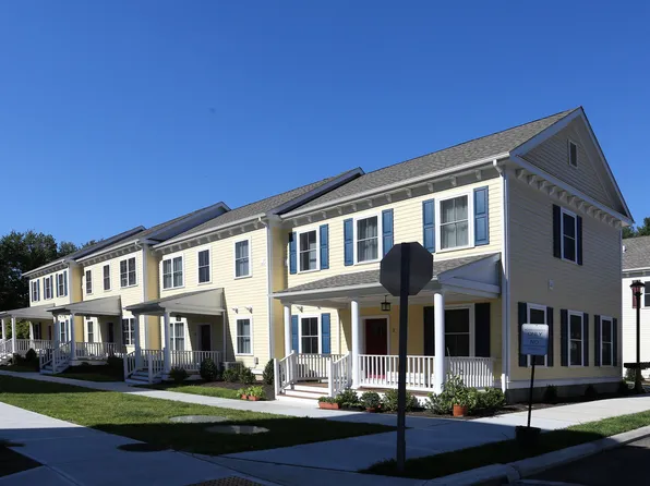 5 Sherwood St, Mansfield, CT 06268