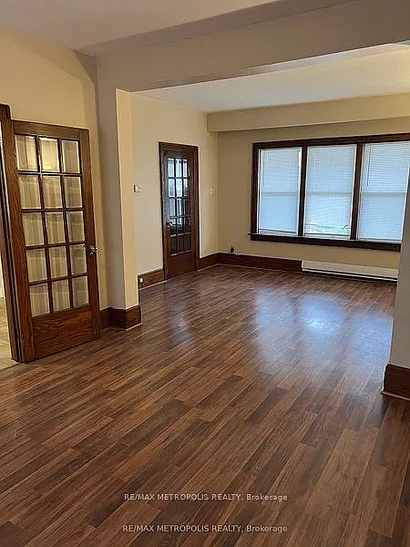 3 bed, $2,300 — Photo 2