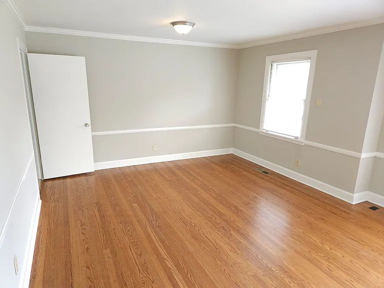 1611 Jones Blvd — Photo 3