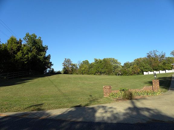 5th image of 27588 Hills Way